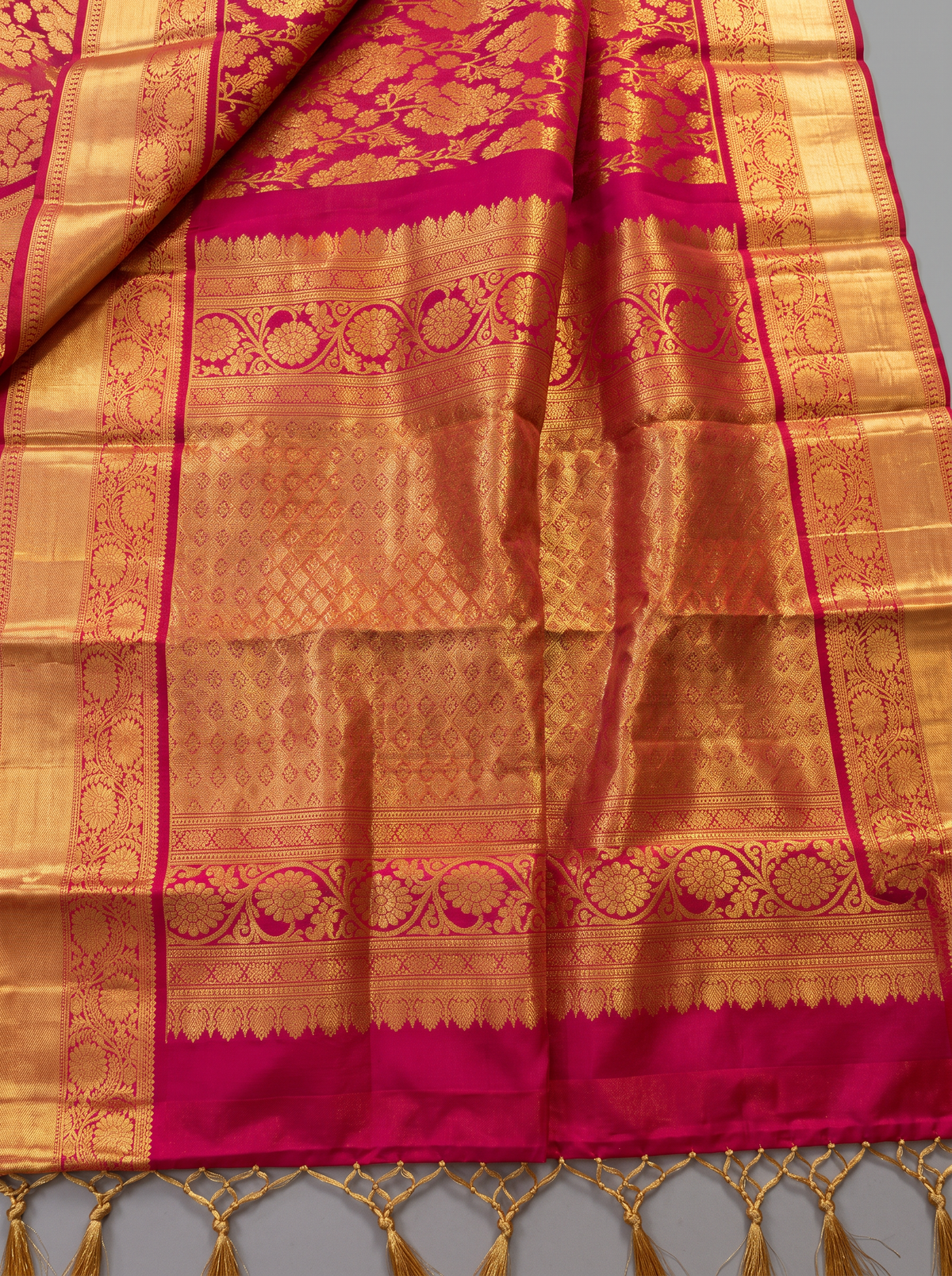 Pure Kanjivaram Handloom Silk Saree, Brocade, Straight from Kanchipuram - Deep Magenta Pink