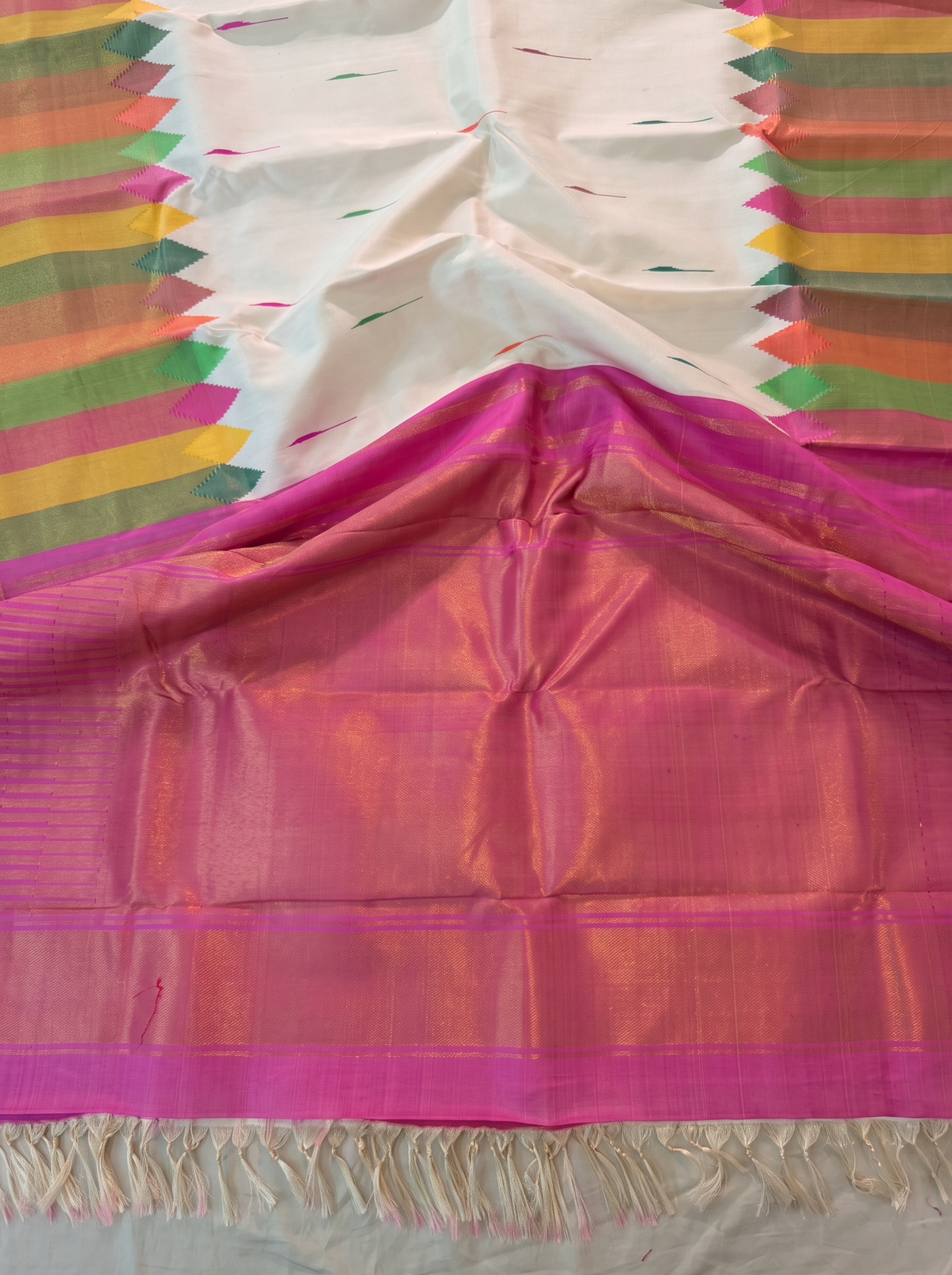 Kanjivaram - White with Pink