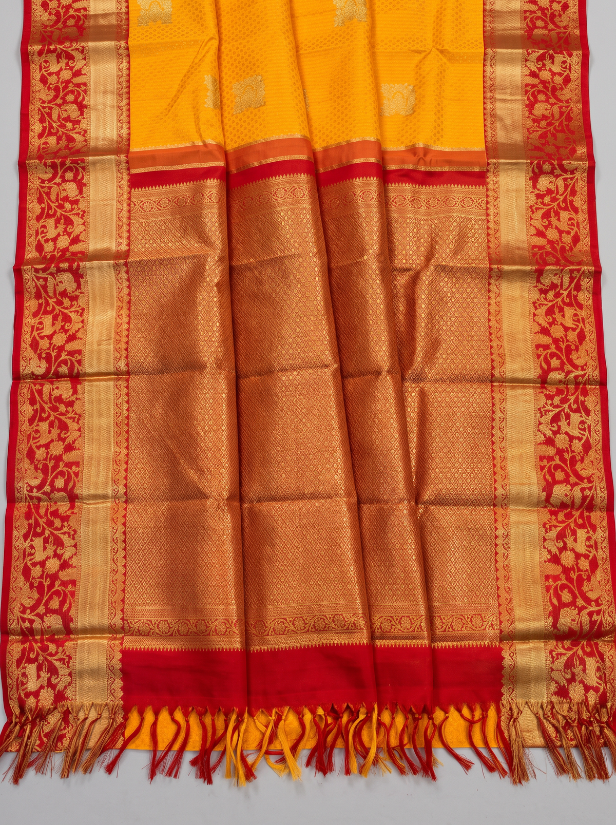 A Golden Reverie of Brocade & Silk – Golden Yellow & Red Pure Korvai Kanjivaram Handloom Silk Saree