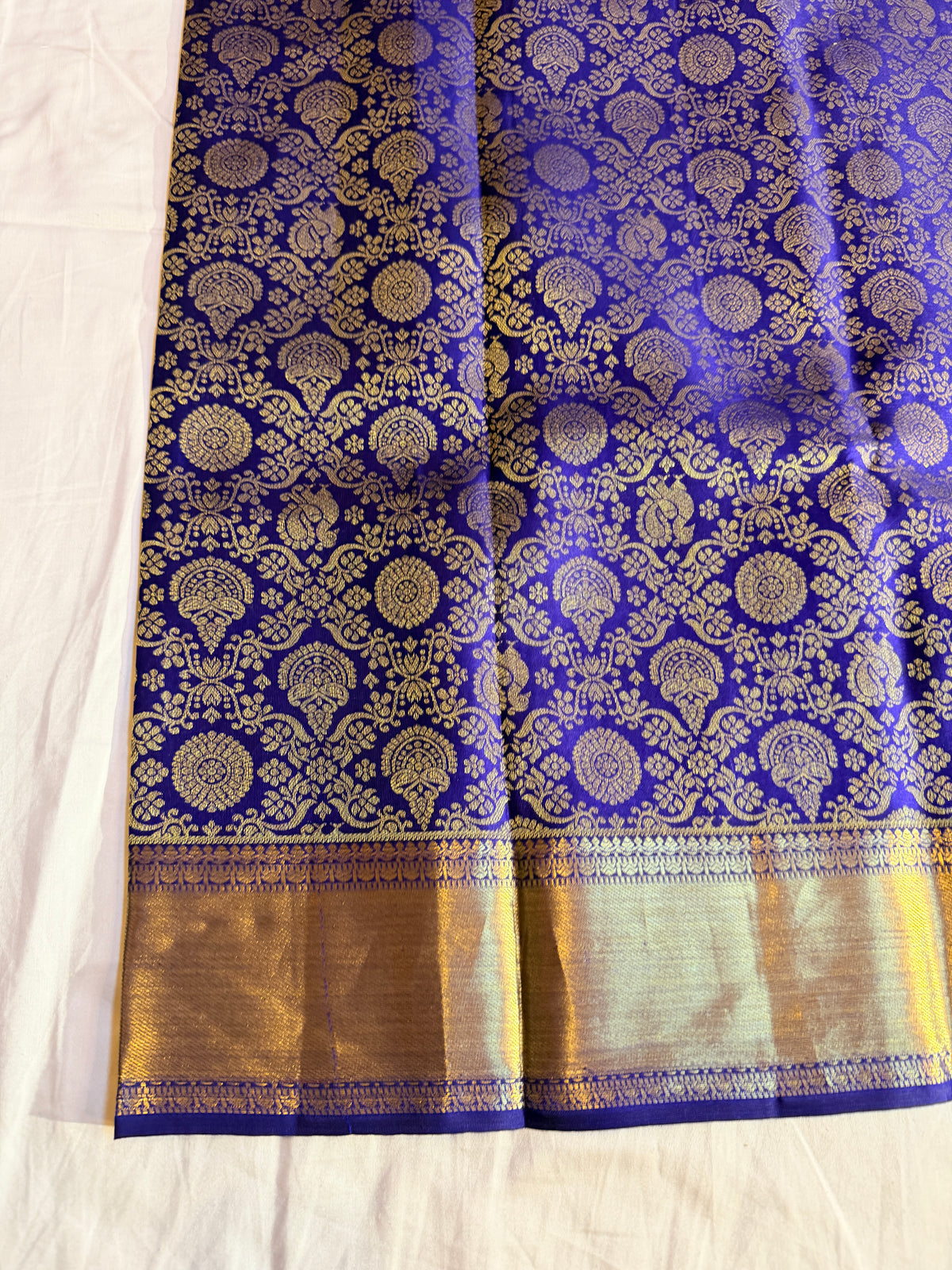 A Celestial Majesty of Zari & Silk – Royal Blue & Gold Pure Kanjivaram Handloom Silk Saree
