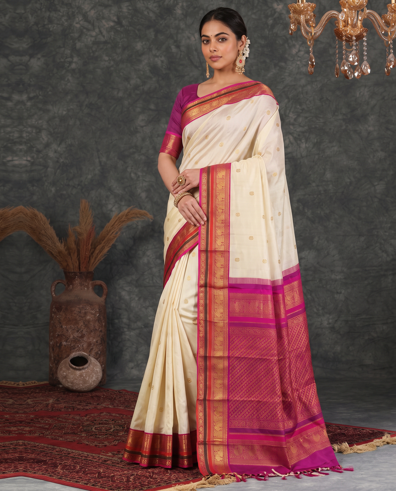 Kanjivaram - Cream with Pink